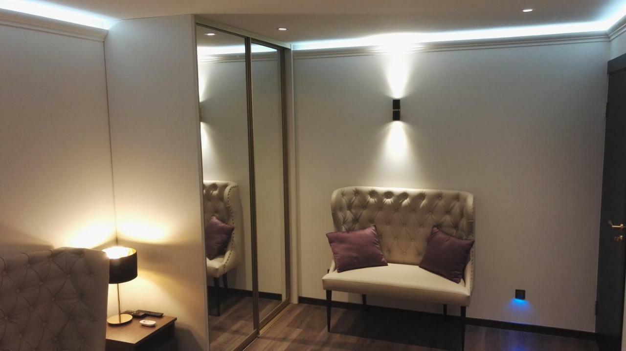 Marbeo 5 Star Luxury Suites - Elkonu Lipawa Zewnętrze zdjęcie